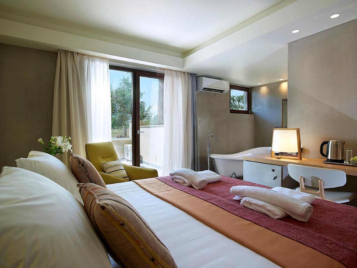 Mistral Hotel - For Solo Travelers Maleme Екстериор снимка
