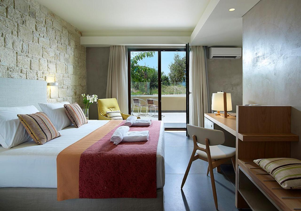 Mistral Hotel - For Solo Travelers Maleme Екстериор снимка
