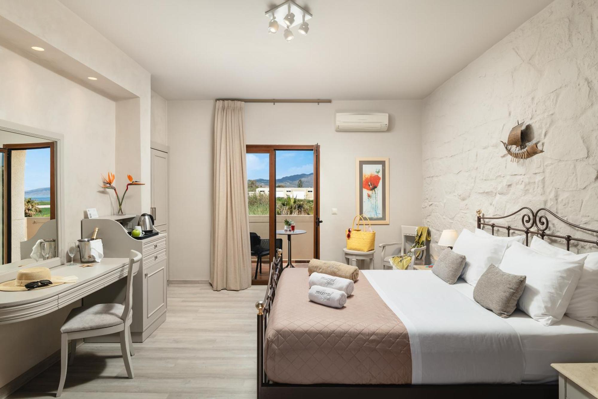 Mistral Hotel - For Solo Travelers Maleme Екстериор снимка