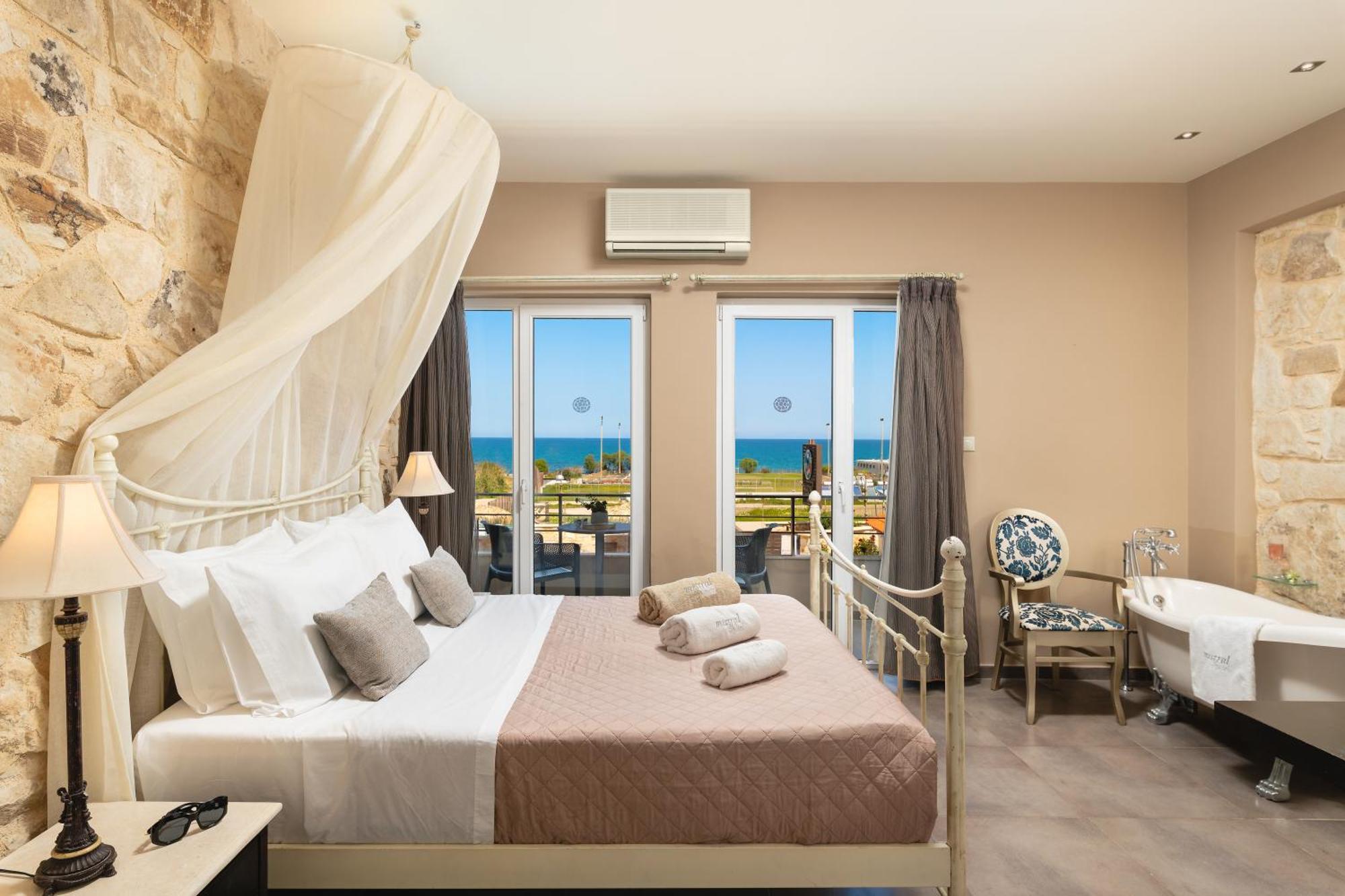 Mistral Hotel - For Solo Travelers Maleme Екстериор снимка